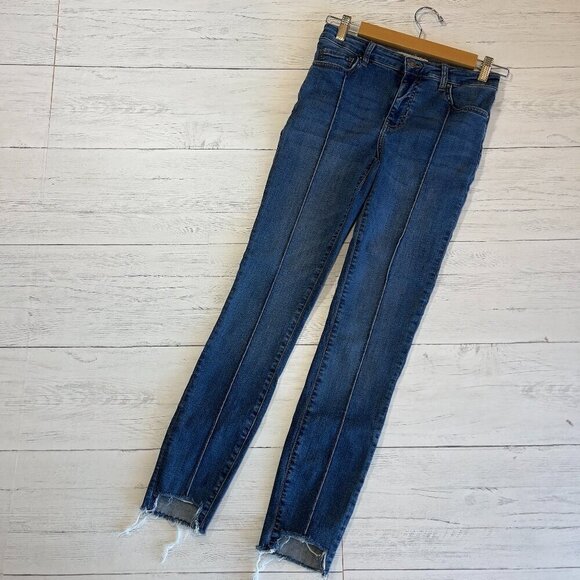 Free People Jeans Womens Size 27R Pintuck Raw Step Hem Mid Rise Medium Wash - Picture 4 of 15